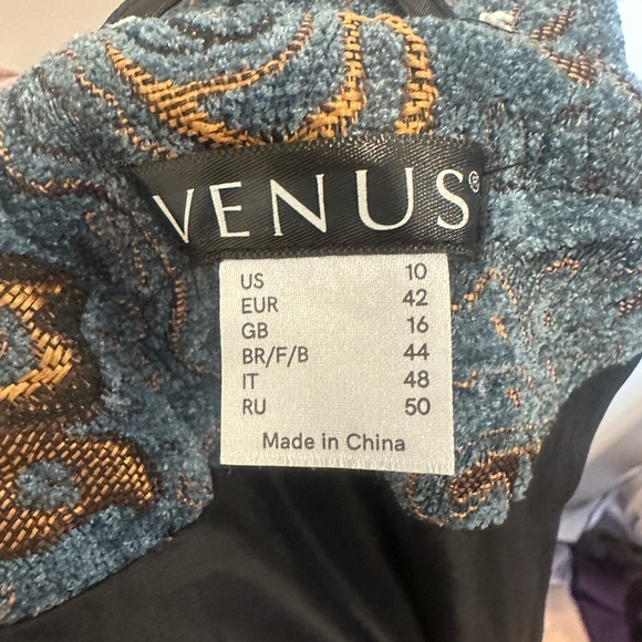 Venus.  Patchwork Blue and Gray Women's Coat. Size 10. - Picture 9 of 9